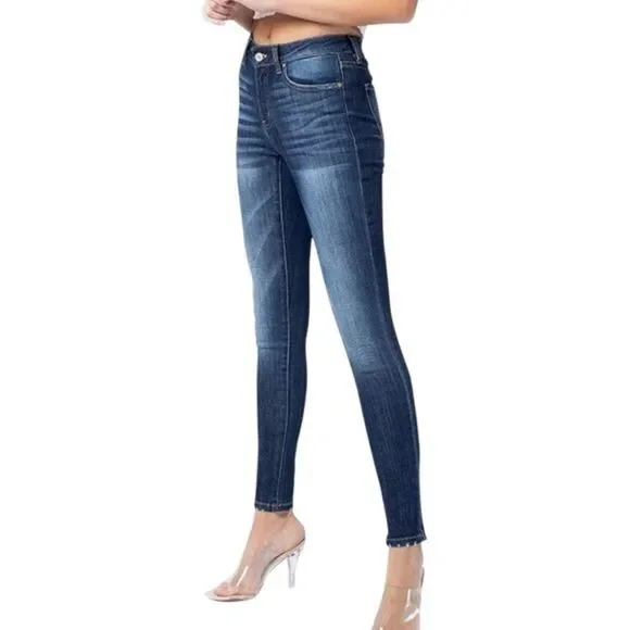 Kancan Mid Rise Super Skinny Dark Wash Jeans Size 7/27 - Picture 3 of 15